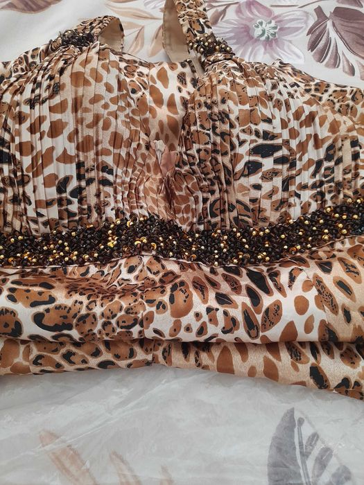 Поръчкова бална рокля