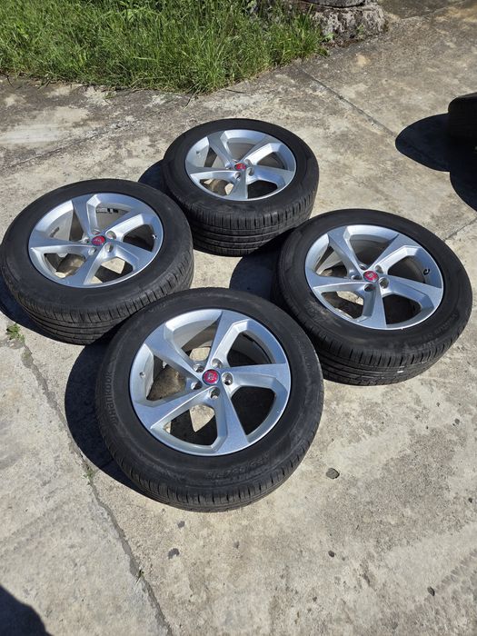 Джанти с летни гуми 5х108 255/55 R19