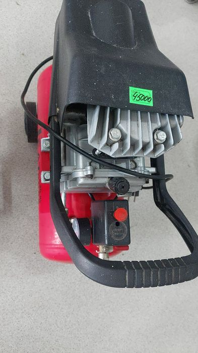 Продам компрессор