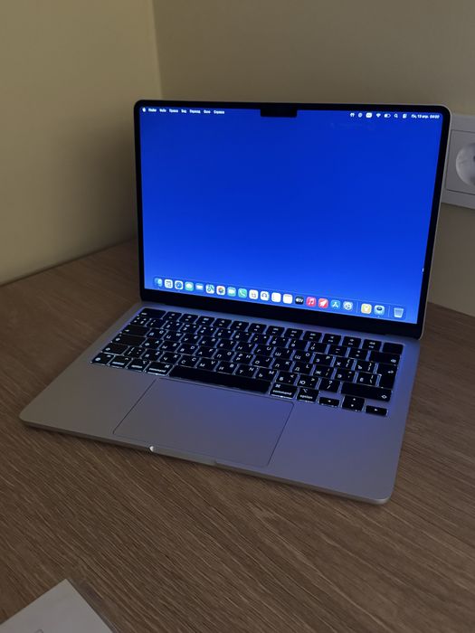 Macbook Air M2 2022г