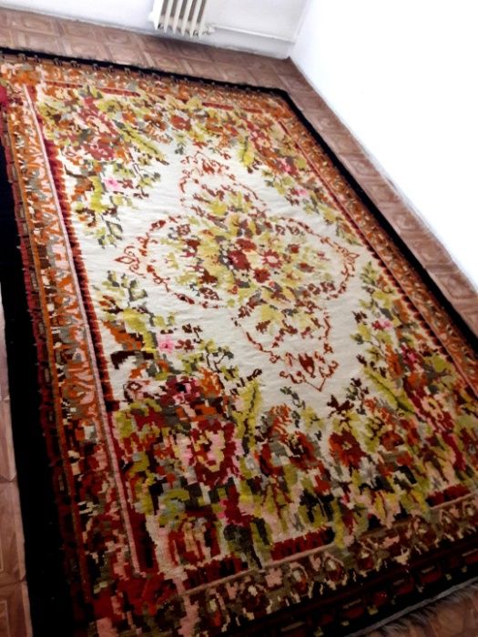 Covor Unicat  manual lăna ucrainean, lucrat manual, pentru colectionar