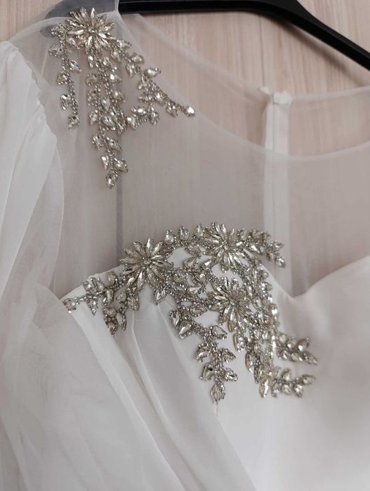 Официална рокличка за специални поводи