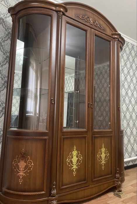 Сервант сатылады