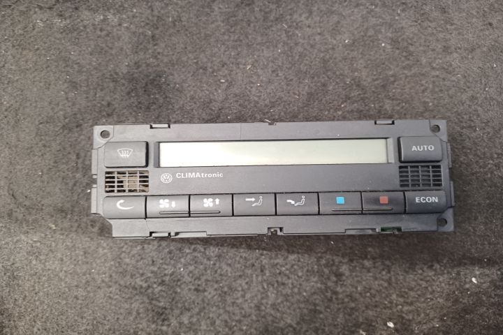 Comanda clima 3B2907044C 3B2907044C Volkswagen VW Bora prima generati