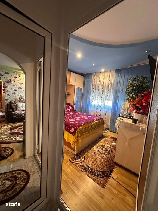 3 camere, etaj intermediar, 53000 euro