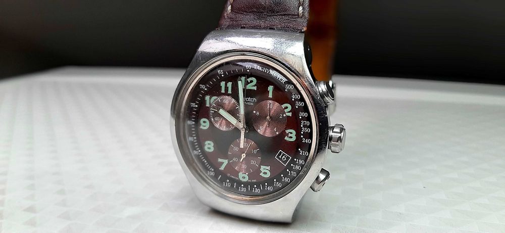 Часовник Swatch - Your Turn YOS413