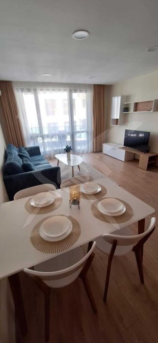 Дава се под наем Двустаен апартамент в Пловдив, Христо Смирненски - 80 кв.м за 550 € - Снимка #2