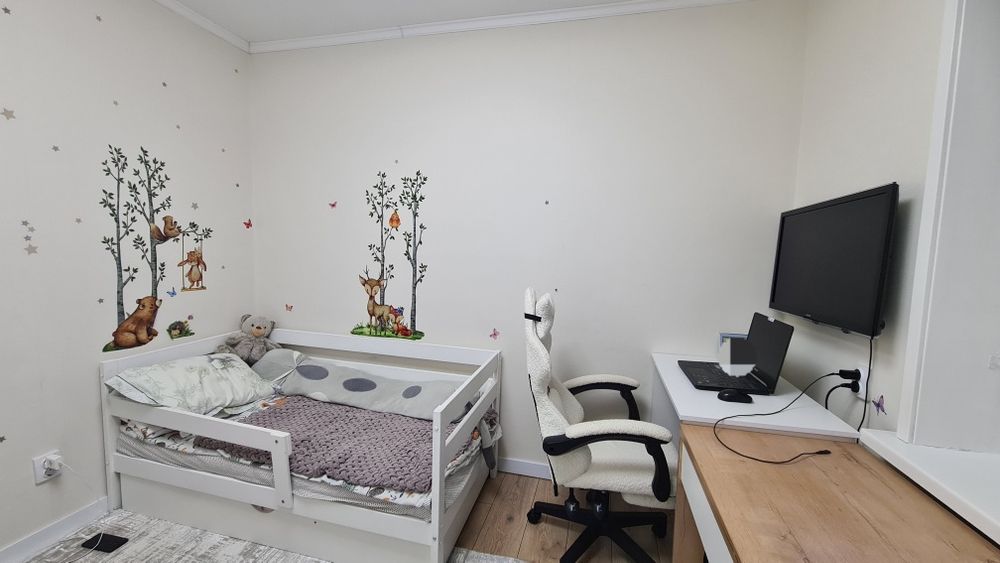 3 ком кв в районе Айсберга новой планировки