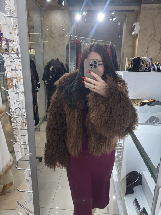 Vand haina din blana de miel tibetan multe culori si marimi la 1500