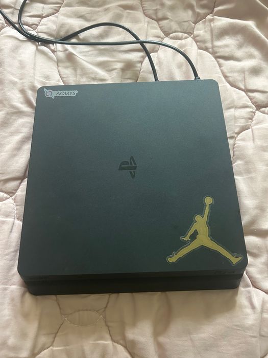 Vand ps 4 slim 500GB