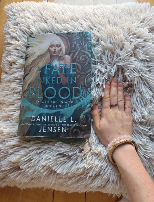 A Fate Inked in Blood - Danielle L. Jensen