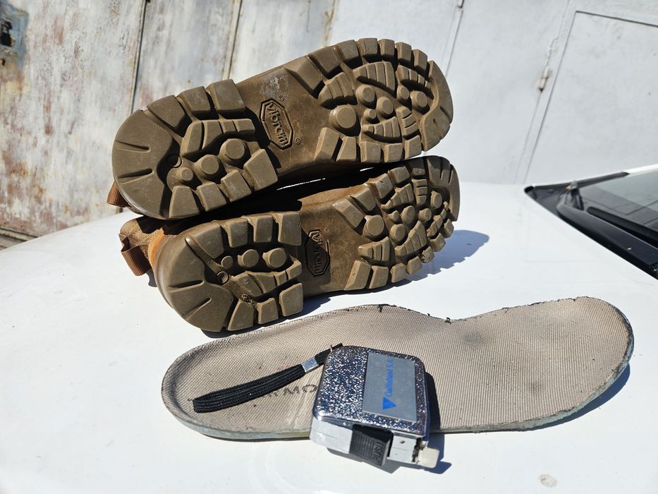 Bocanci desert vara Garmont 44