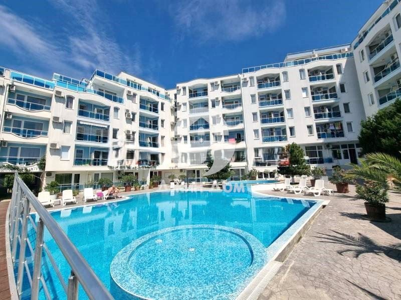 Продава се Двустаен апартамент в Несебър - 69 кв.м за 658 €/кв.м - Снимка #9