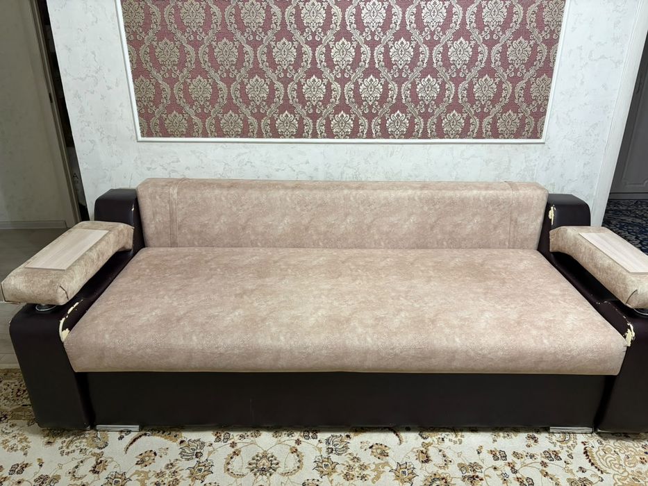 Продам диван с креслом