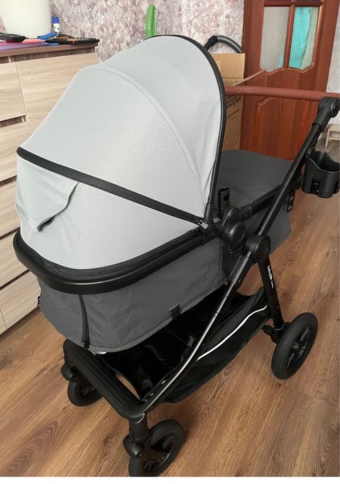 Продам коляску в отличном состоянии