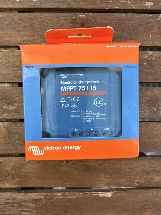 Контролер Victron 75/15