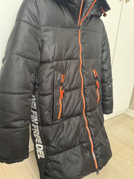 Продам, куртку для девочки