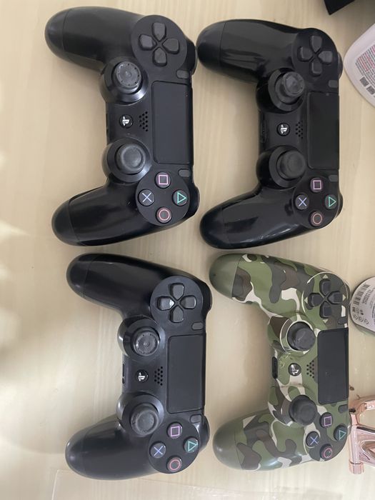 Джойстики на пс4 каждый