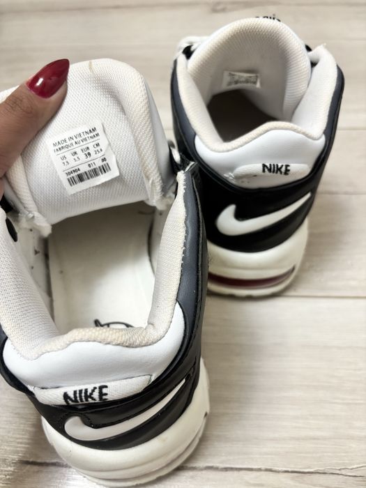 Маратонки Nike uptempo
