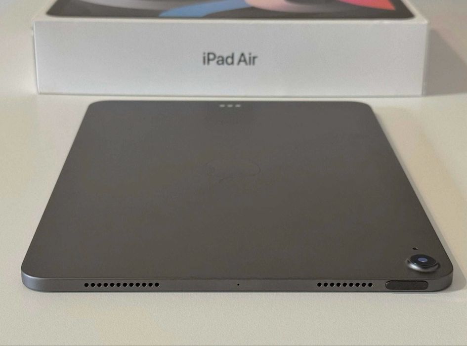 Бартер! Перфектен! IPad Air 4