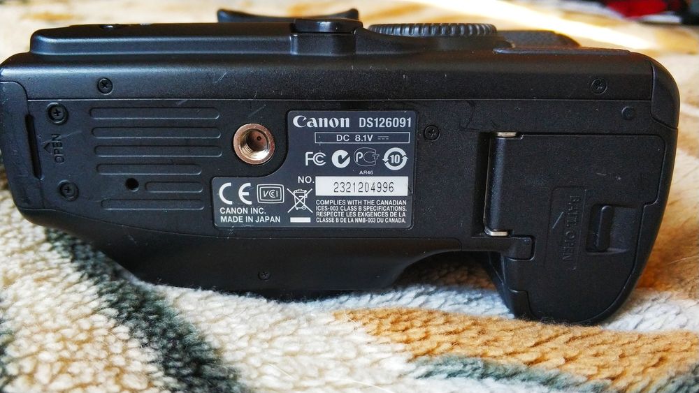 Canon EOS 5D mark I (первая серия)