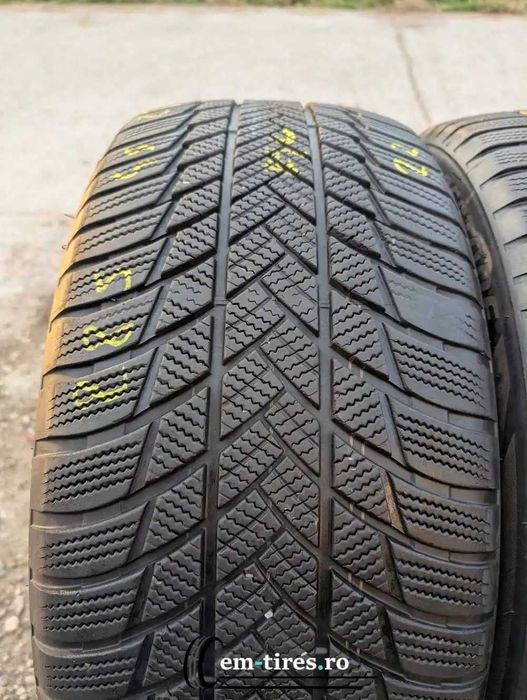SET 2 Anvelope Iarna 285/45 R21 BRIDGESTONE Blizzak LM001 Runflat
