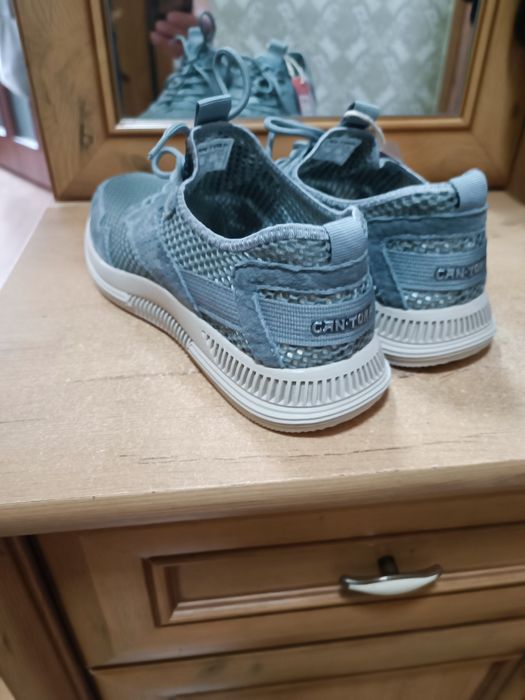 Продам туфли летние