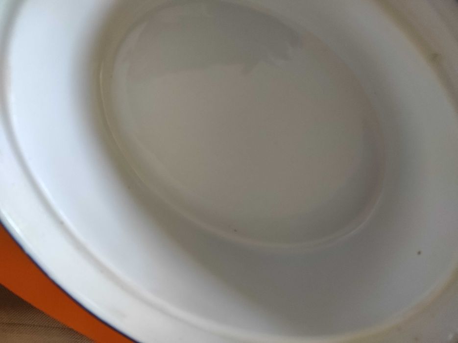 супник с метална стойка