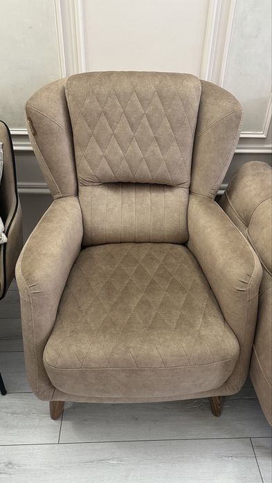 Диван с креслами