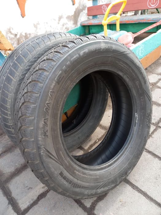 Продам 2 резины Кама