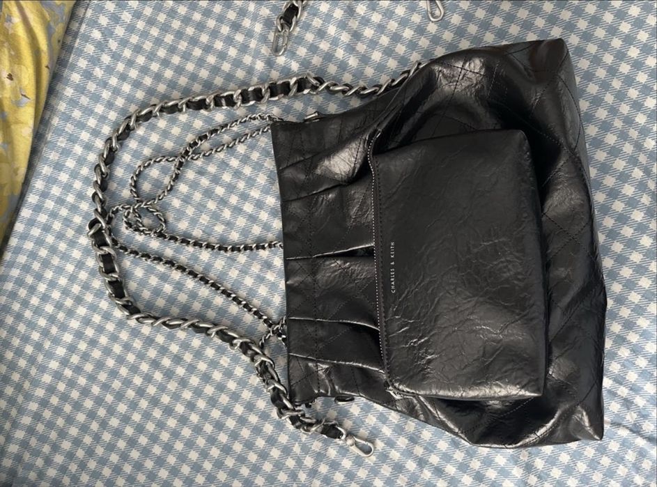 Сумка женская Charles & Keith