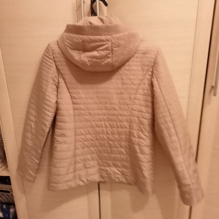 Продам пальто , куртки 46 -48 рр
