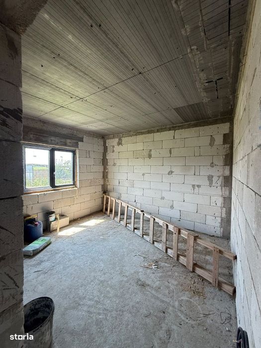 De vanzare casa cu teren 700 mp, Rusi Ciutea