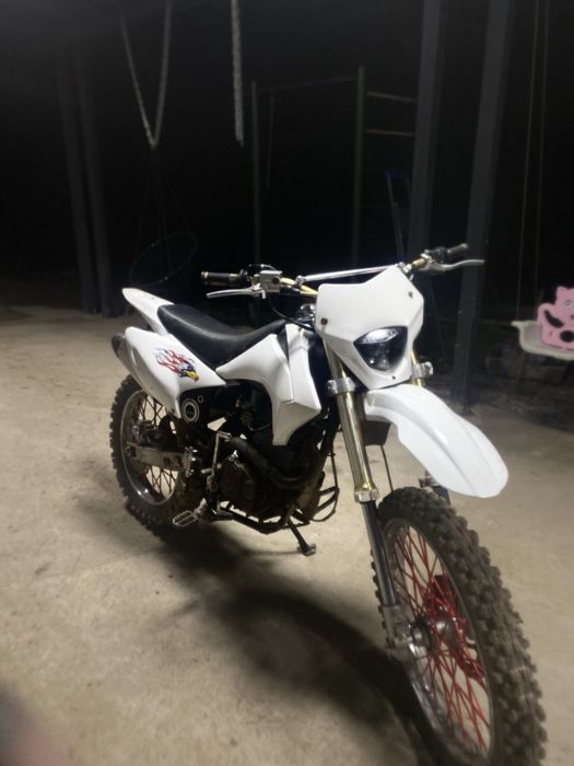 Продам эндуро на хаду