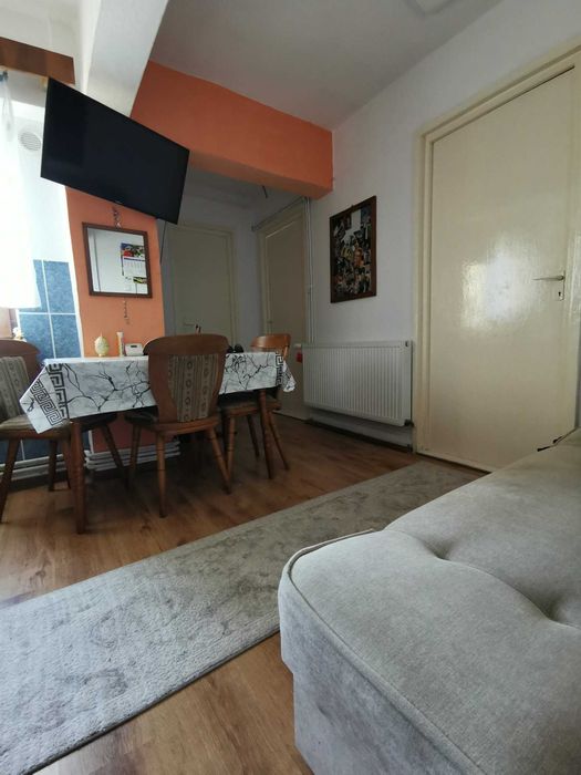 Apartament 3 camere si bucatarie 66 mp Tasnad, Satu-Mare