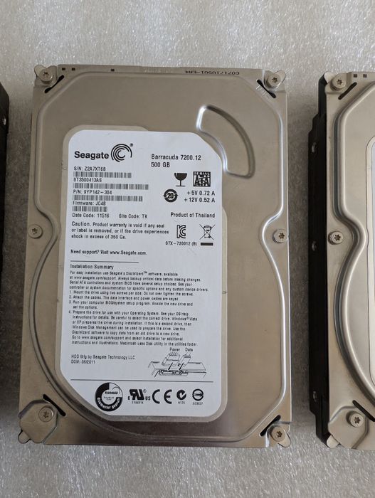 Жёсткий диски 500 Гб и 320 гб