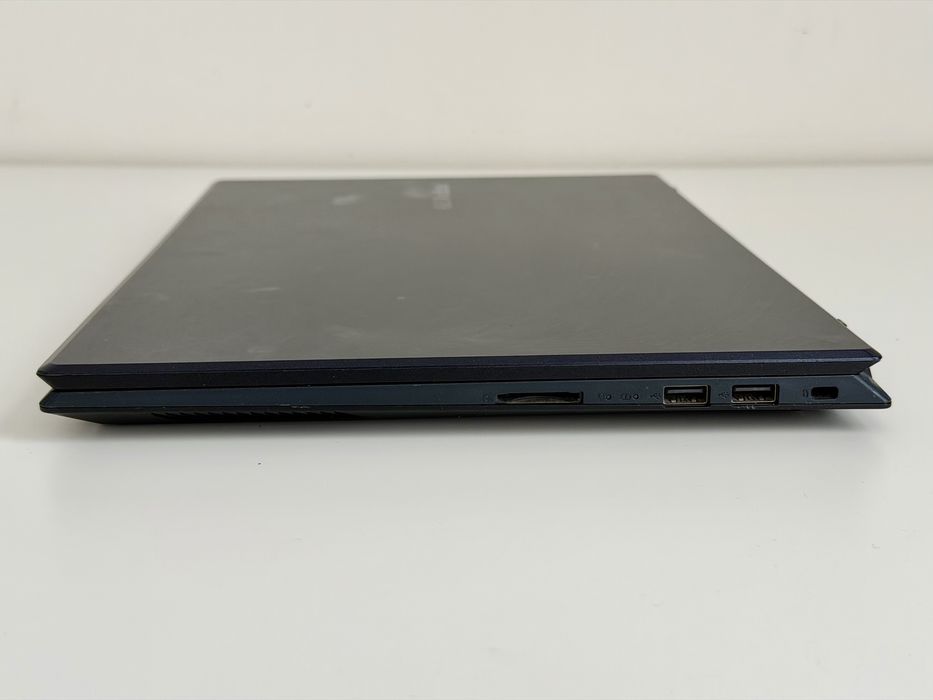 ASUS VivoBook X571LI / i5-10300H / GTX 1650 Ti / SSD 512GB