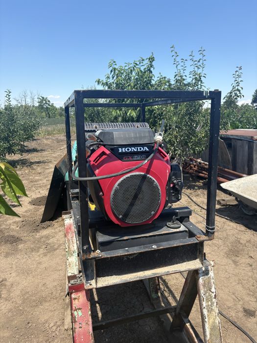 Generator curent honda gx690