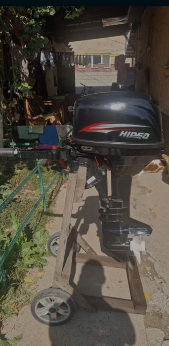 Продам Лодку Ока с мотором