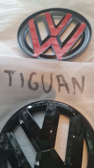 Черна емблема за Фолксваген Голф 5,6,7,8 Golf Passat Tiguan