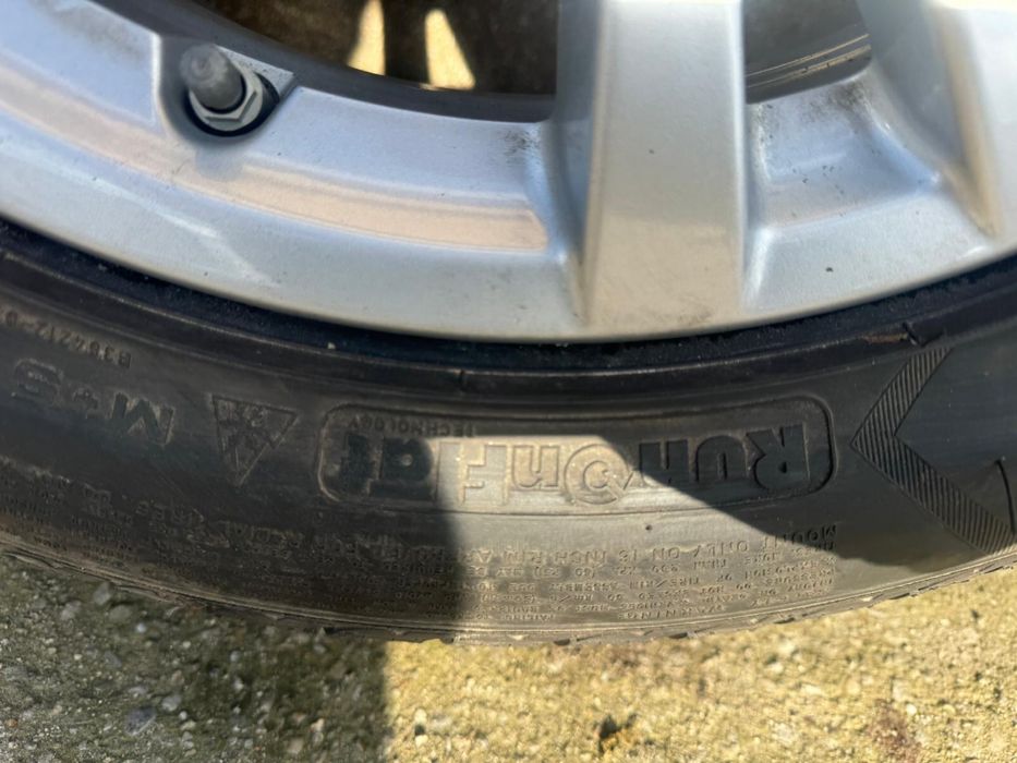 Jante BMW R16 cauciucuri iarna Runflat