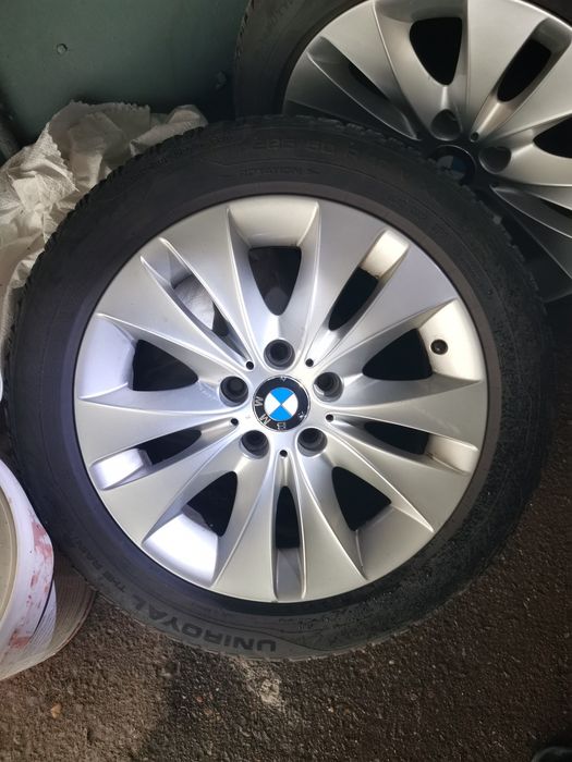 Конплект четири джанти с гумите като нови за BMW.