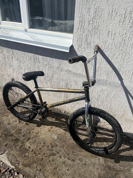 Продам бмх дешево
