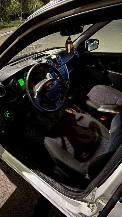 Lada granta автомат