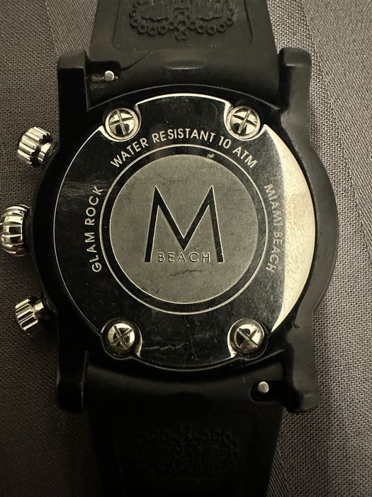 Часовник GLAM ROCK