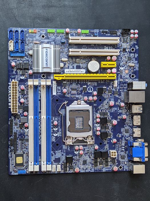 Материнка плата Foxconn B75m (LGA1155)