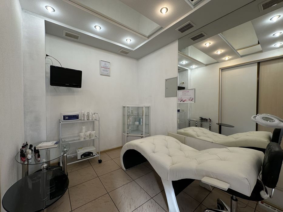 Продается салон красоты «Tiora»