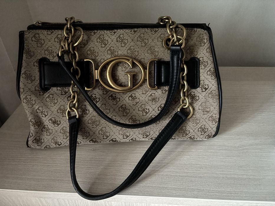 GUESS Дамска чанта