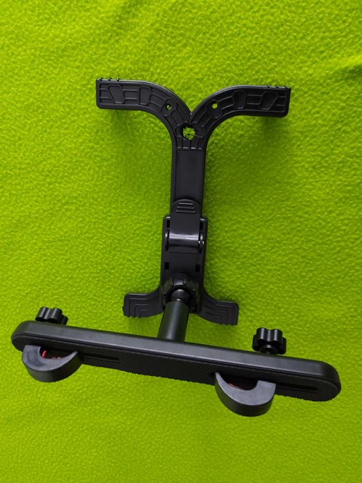 Suport auto universal pentru tableta / telefon, cu fixare la tetiera