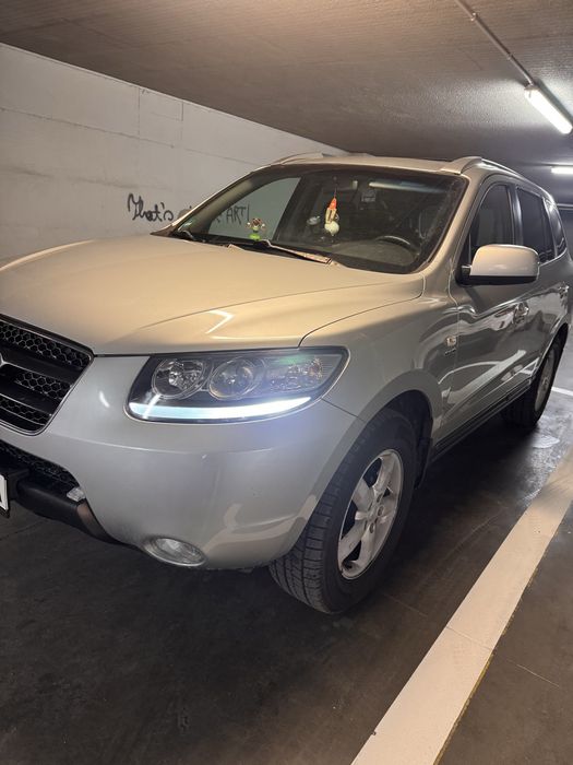 Hiunday Santa Fe 2